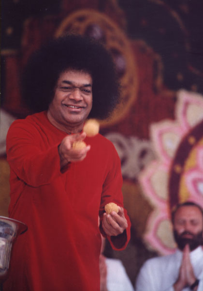 http://www.guruji.it/areaftp/saibabagalleria/R22-02.jpg